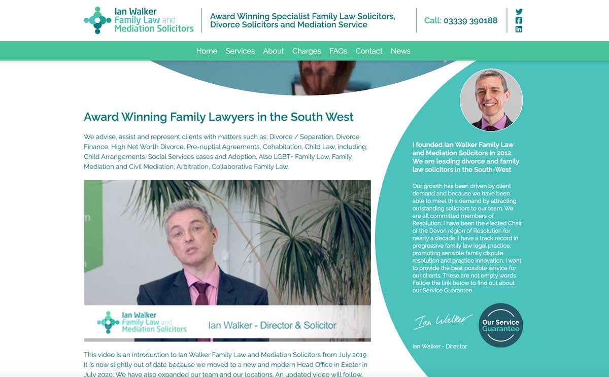 Ian Walker Family Law website showing Award Winning Family Lawyers section